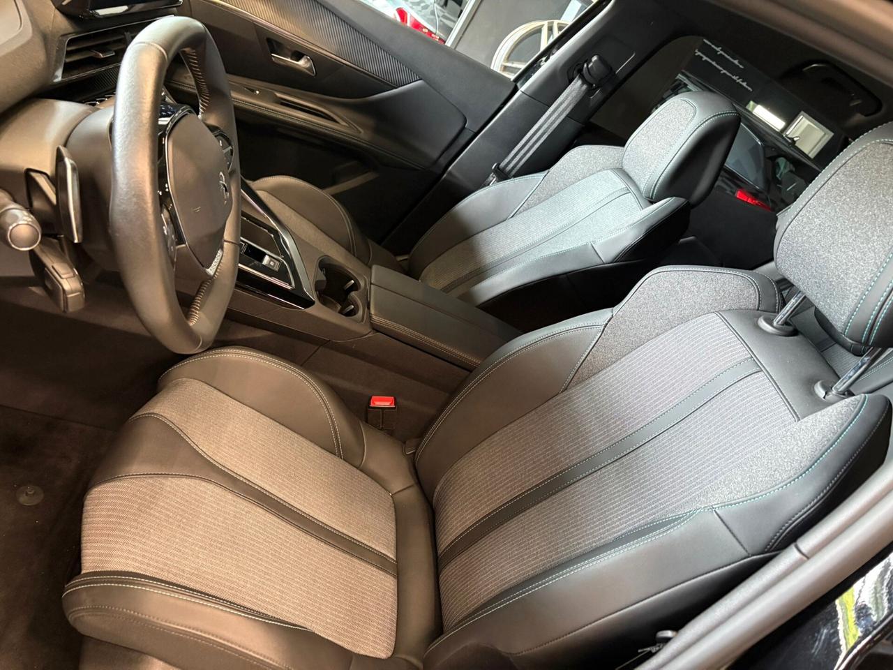 PEUGEOT 3008 2ª serie 3008 BlueHDi 130 S&S EAT...