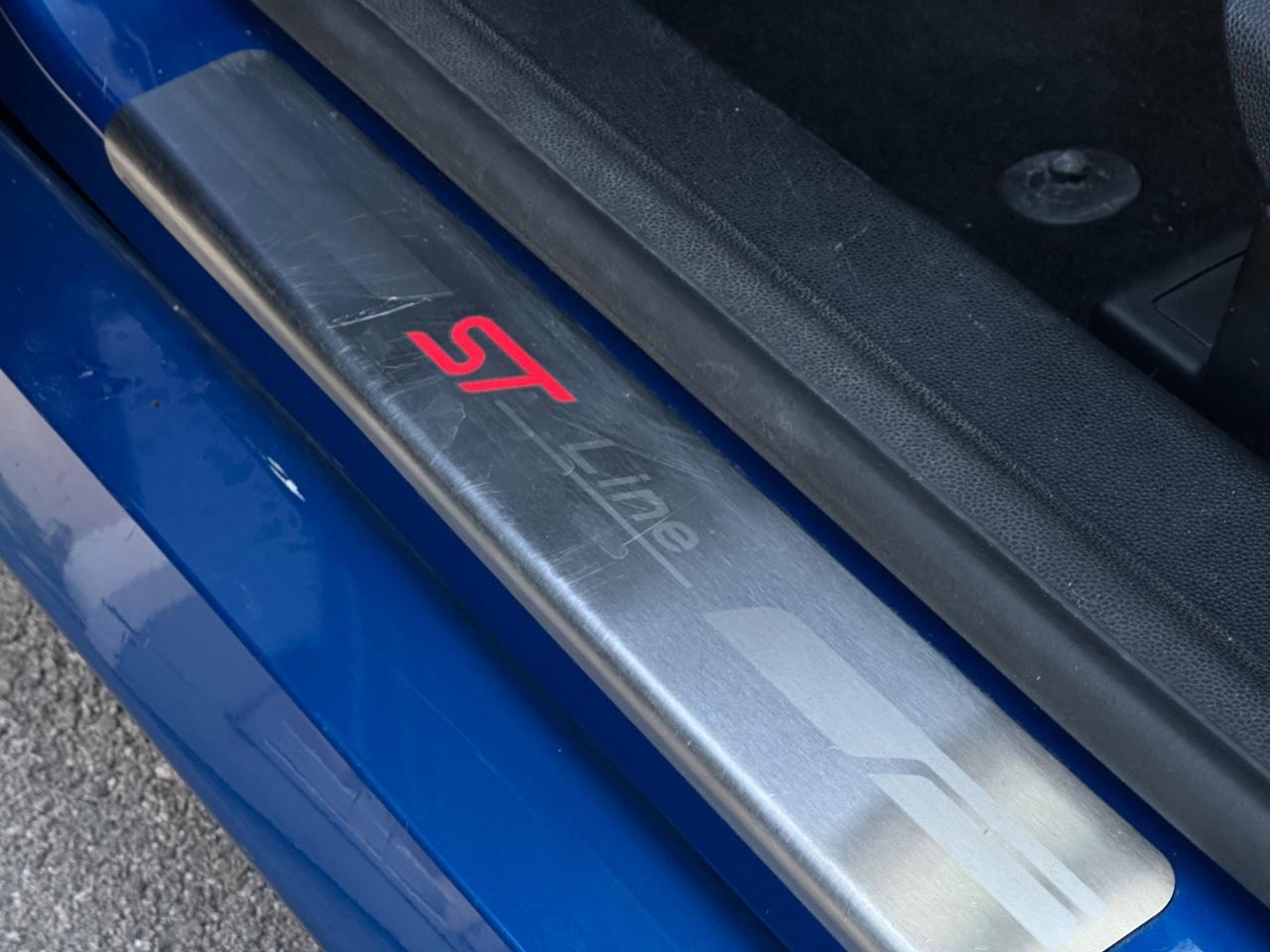 Ford EcoSport 1.0 EcoBoost 100 CV ST-Line Black Edition