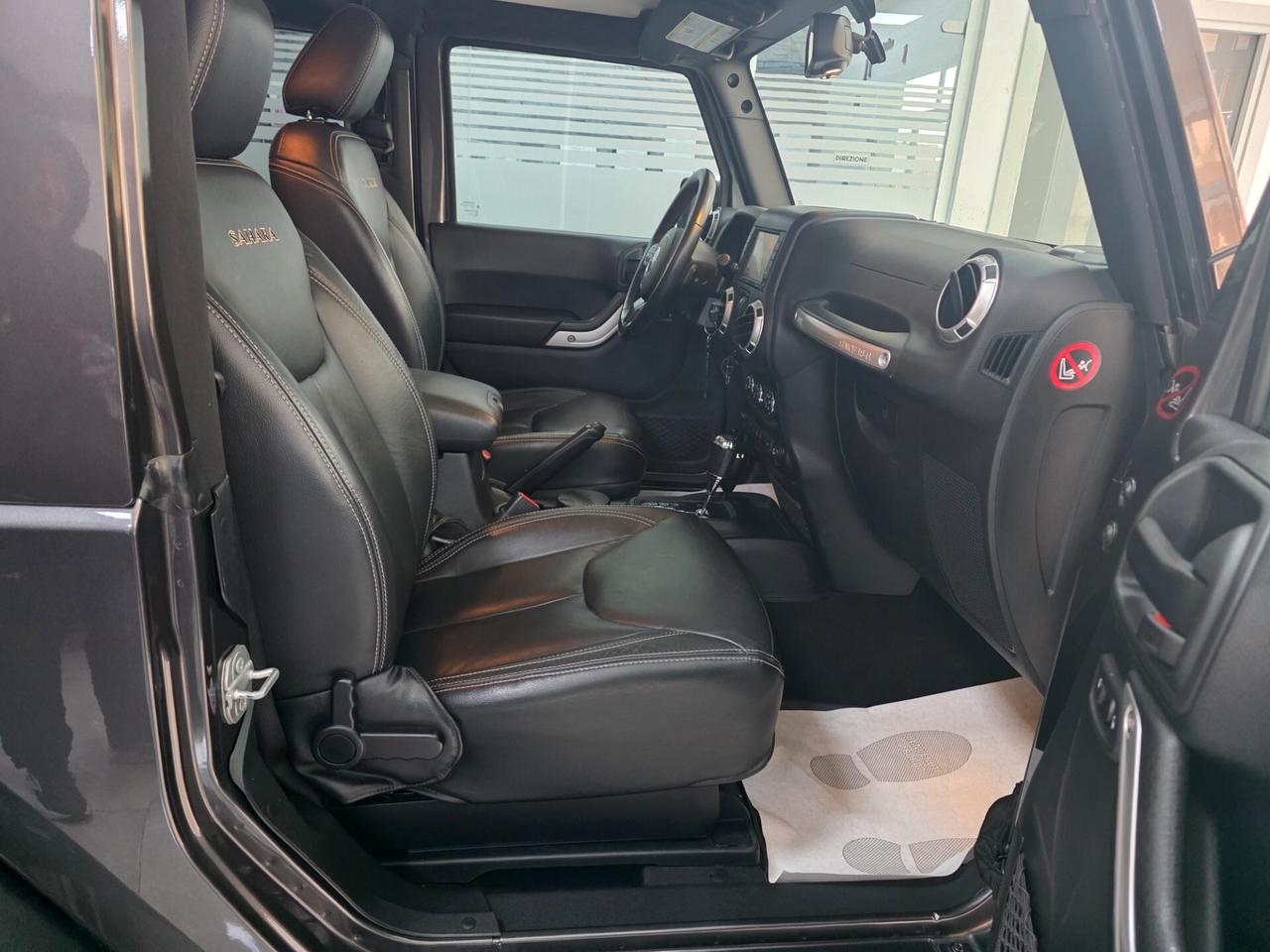 Jeep Wrangler Unlimited 2.8 CRD DPF Sahara Auto