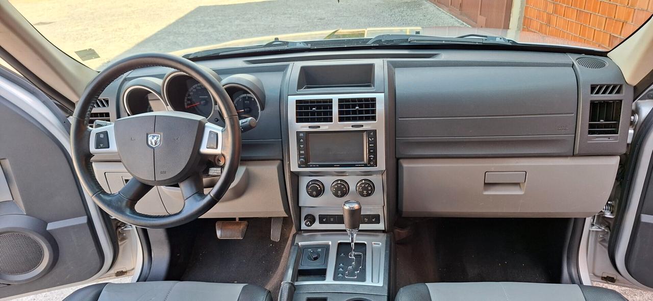 Dodge Nitro 2.8 CRD SE 4WD Auto