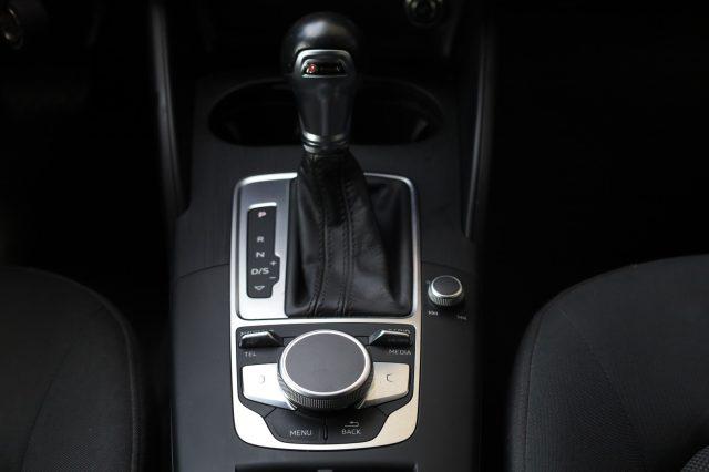 AUDI A3 Sportback 30 TDI S tronic S Line COCKPIT Navi LED