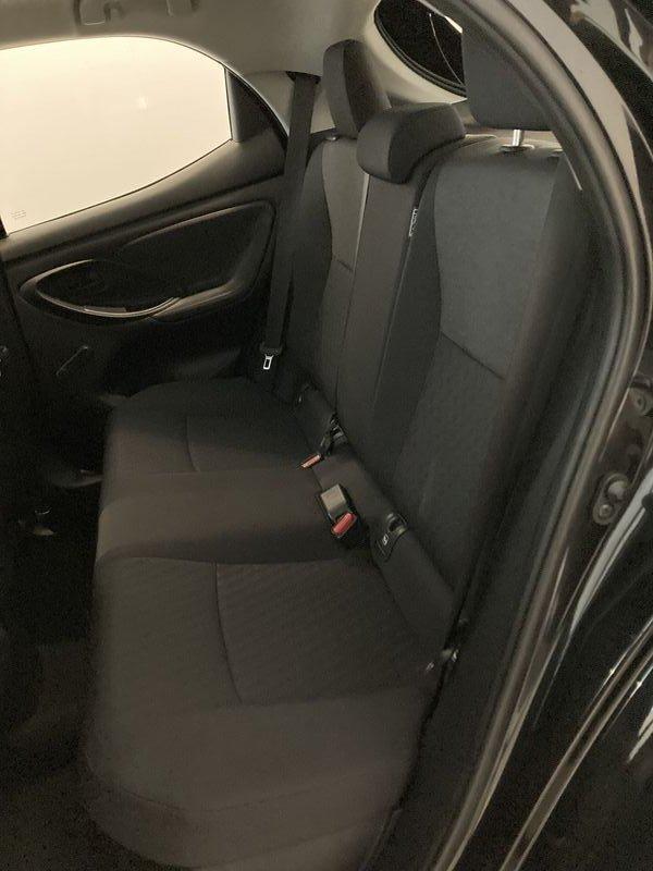 Toyota Yaris Hybrid Active MY22