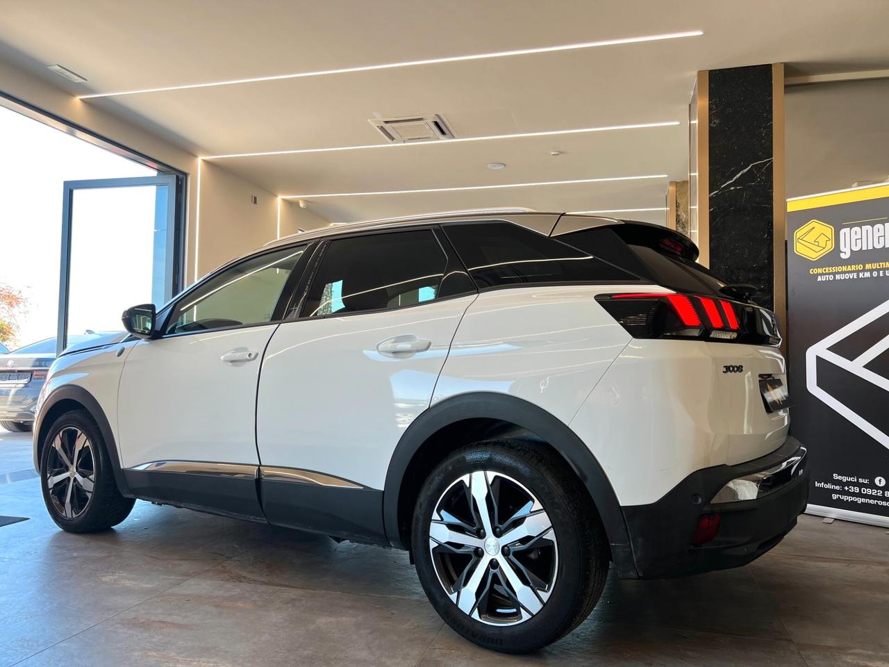 Peugeot 3008 BlueHDi 120 S&S EAT6 Crossway