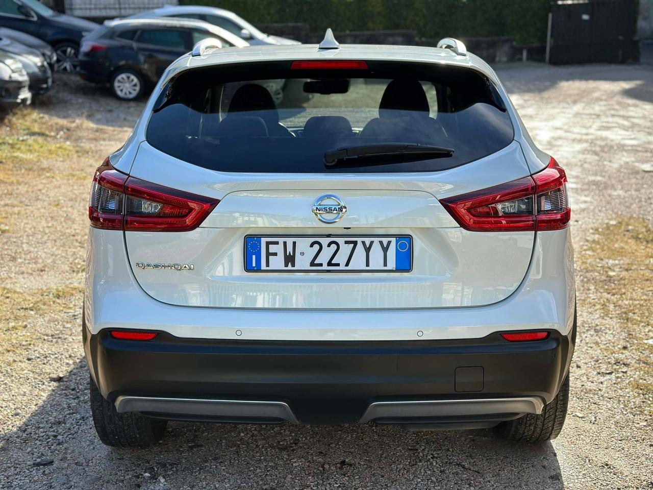 Nissan QASHQAI 1.5 dCi TEKNA EU6B TETTO FULLOPT KMCERT