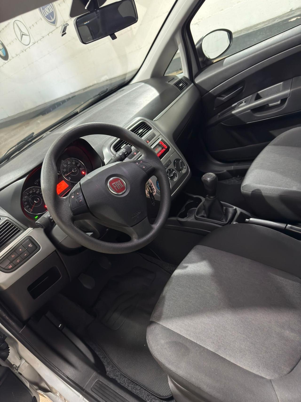 Fiat Punto 1.3 MJT II 75 CV 5 porte Lounge