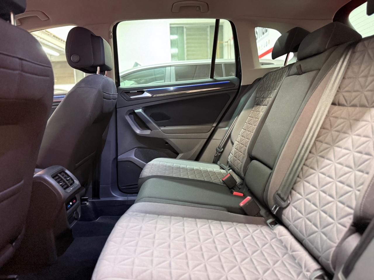 Volkswagen Tiguan 2.0 TDI 150 CV DSG R-Line
