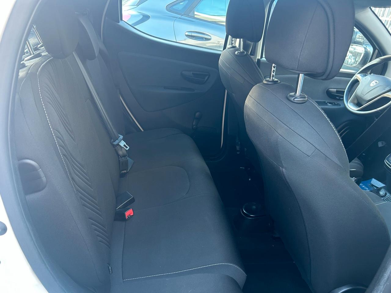 Lancia Ypsilon 1.2 69 CV 5 porte GPL Gold