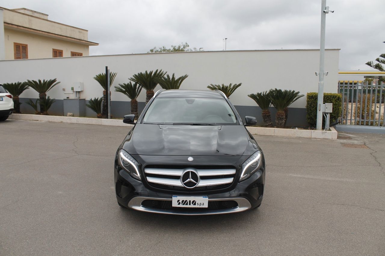 Mercedes-benz GLA 200 d Automatica Premium