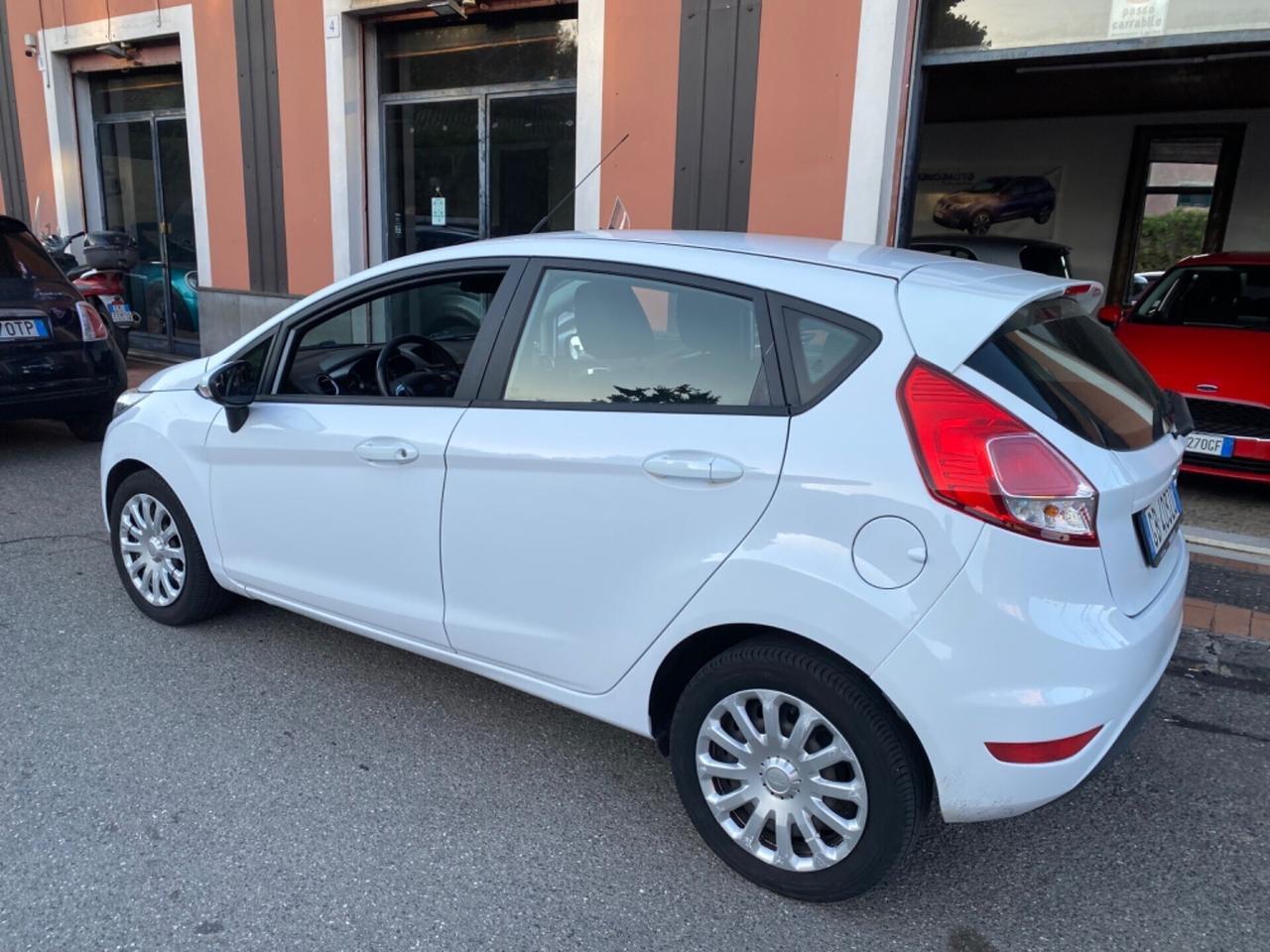 Ford Fiesta 1.4 5p. Bz.- GPL Titanium