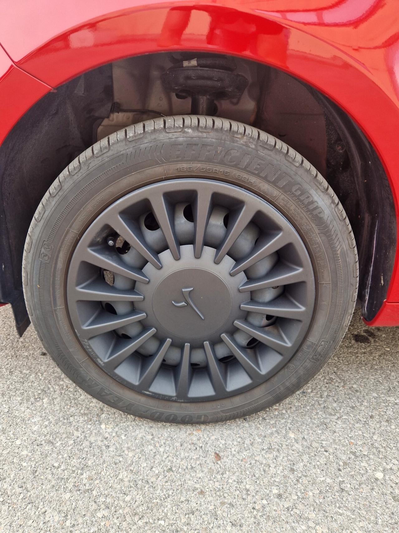 Lancia Ypsilon 1.0 Hybrid - 2023