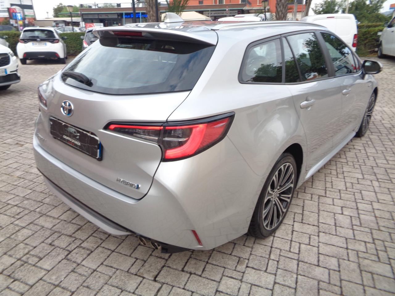 Toyota Corolla Touring Sports 2.0 Hybrid Business NESSUN VINCOLO DI FINANZIAMENTO