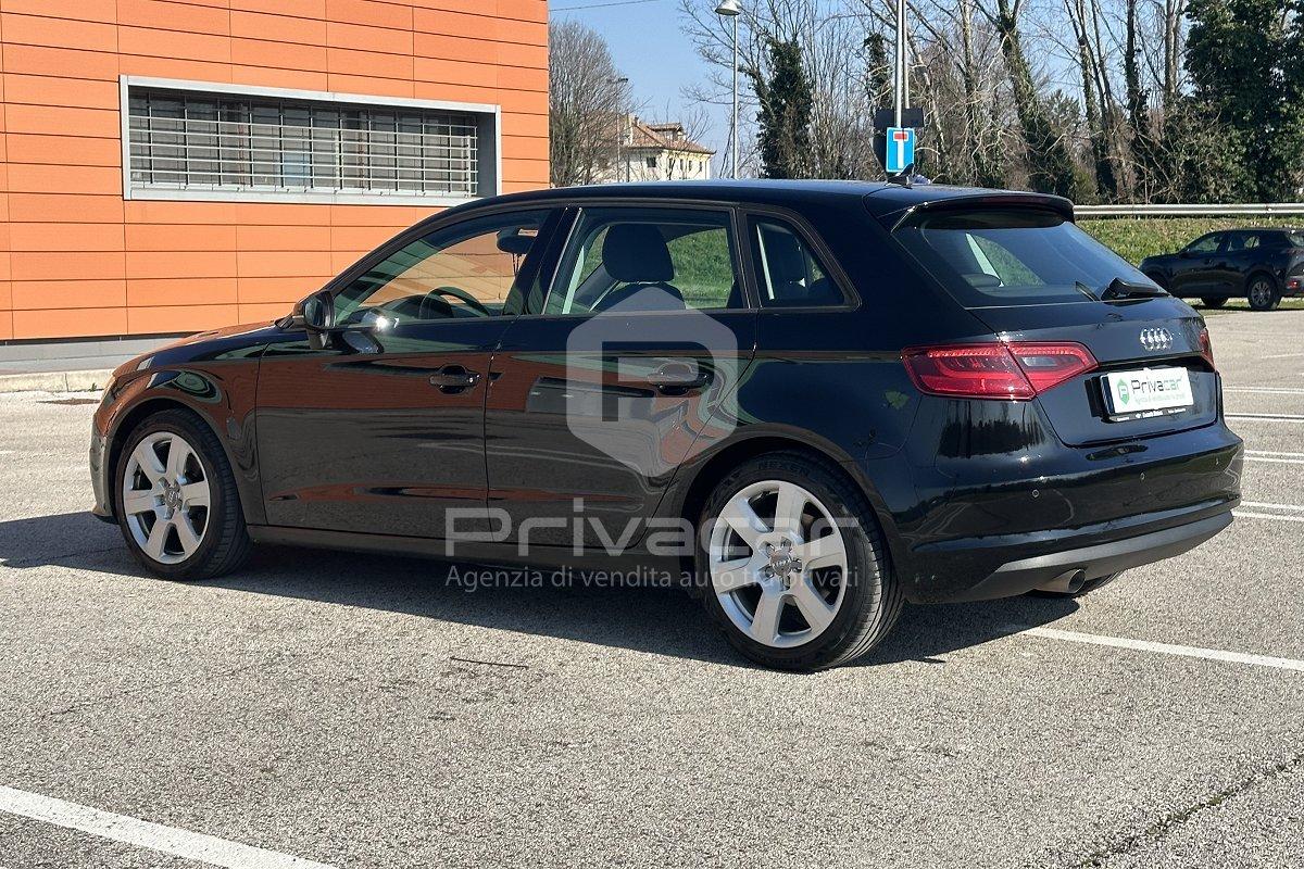 AUDI A3 SPB 1.6 TDI clean diesel Ambition