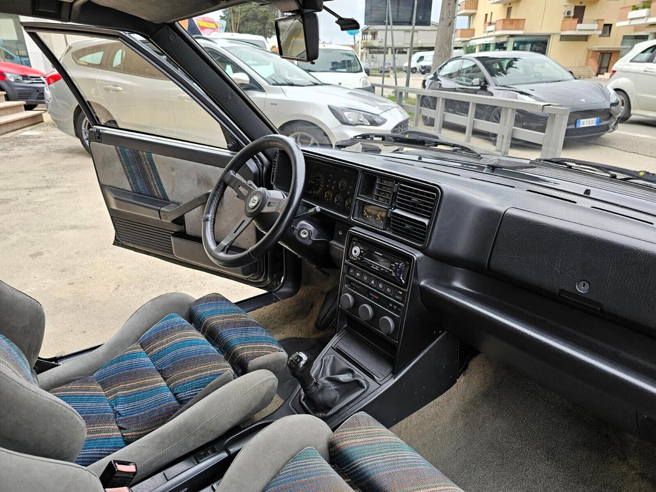 Lancia Delta 2.0i.e. turbo 16V HF integrale