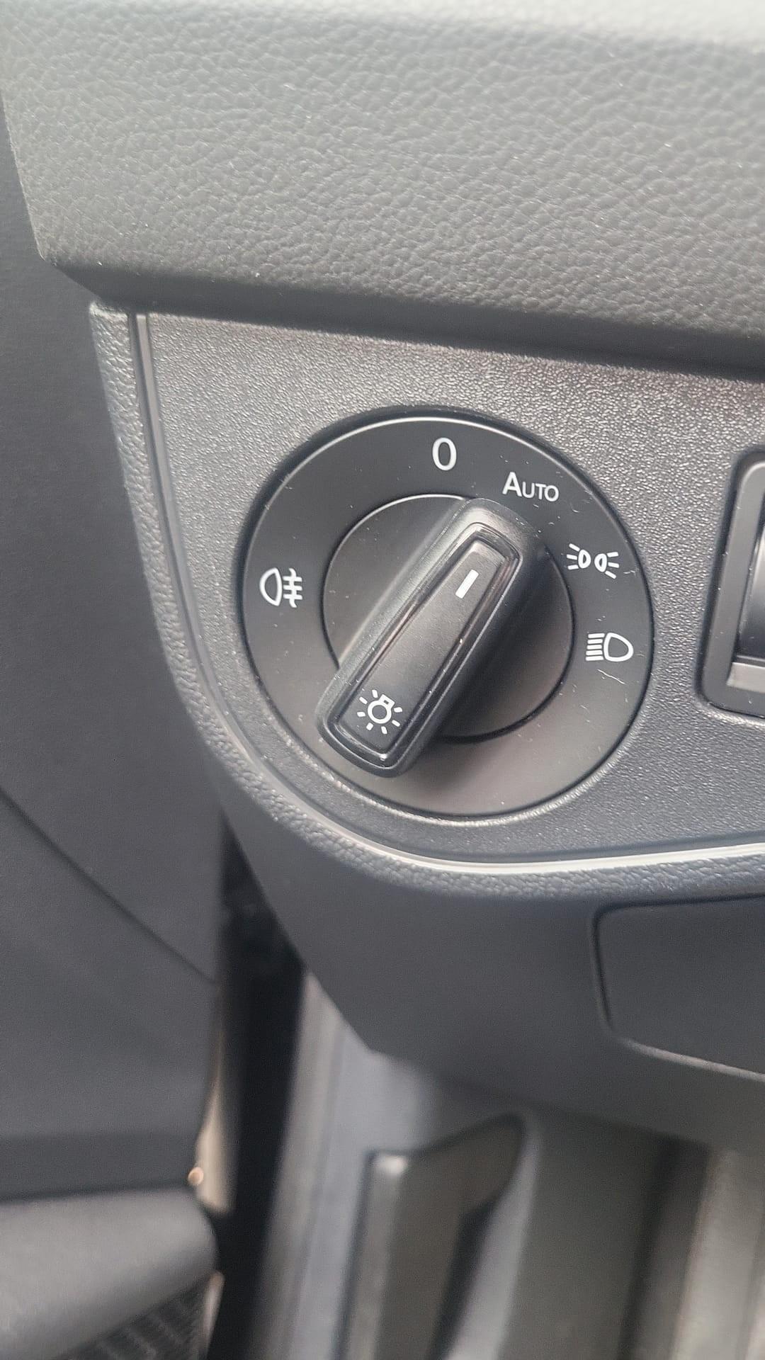 VOLKSWAGEN POLO TGI 1,0-PIENO DI 20 EURO KM 370!! 3 REVISIONI
