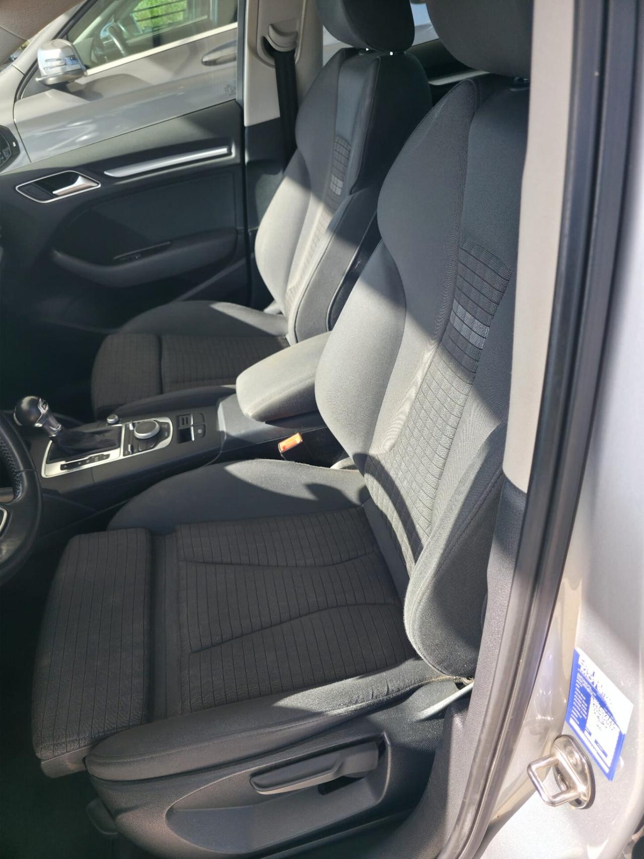 Audi A3 SPB 1.6 TDI clean diesel S tronic Ambition