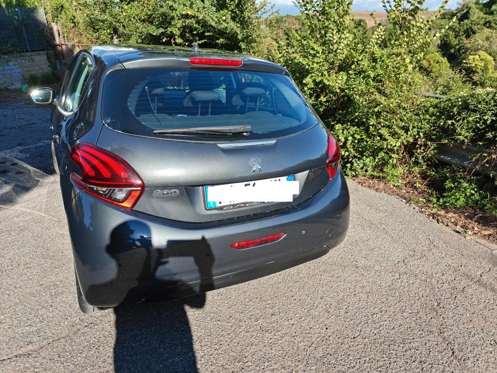 Peugeot 208 5 Porte 208 5p 1.2 puretech Allure 82cv