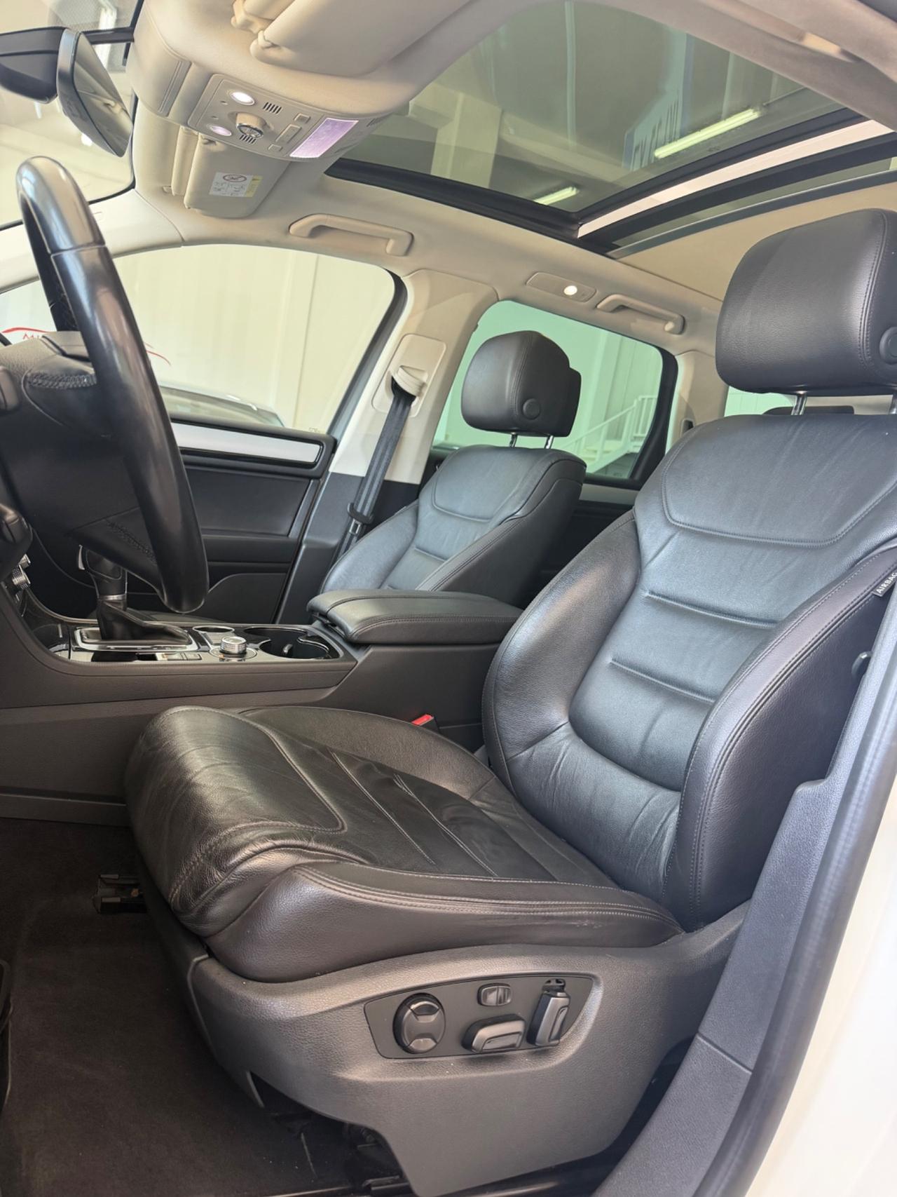 VW Touareg 3.0 TDI 262 CV Sport FINANZIABILE