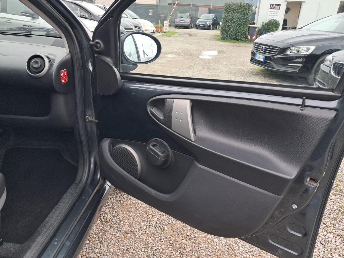 TOYOTA - Aygo 5p 1.0 Active connect