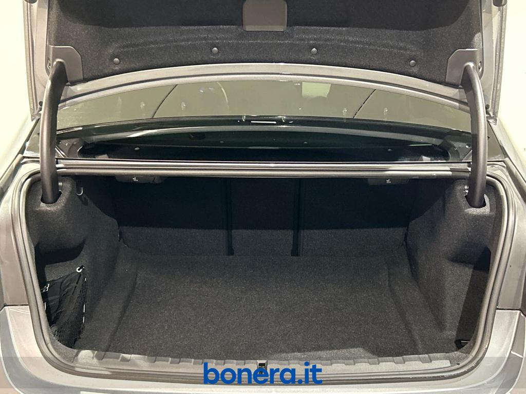 BMW Serie 3 Berlina 318 d Mild Hybrid 48V Steptronic