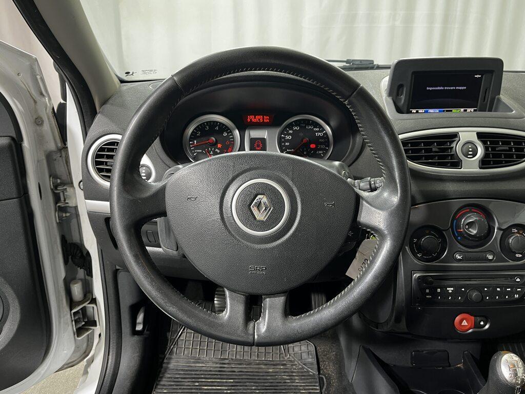 Renault Clio 1.2 16v Live! 3p