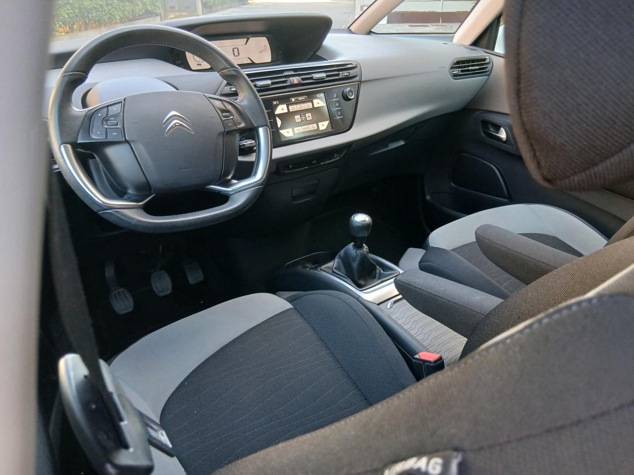 Citroen C4 Picasso 1.6 e-HDi 115 Exclusive TUA a € 199 mese