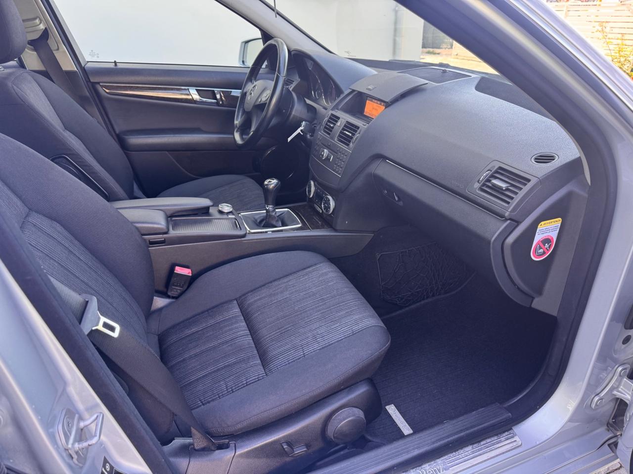 Mercedes-benz C 220 CDI BlueEFFICIENCY Elegance