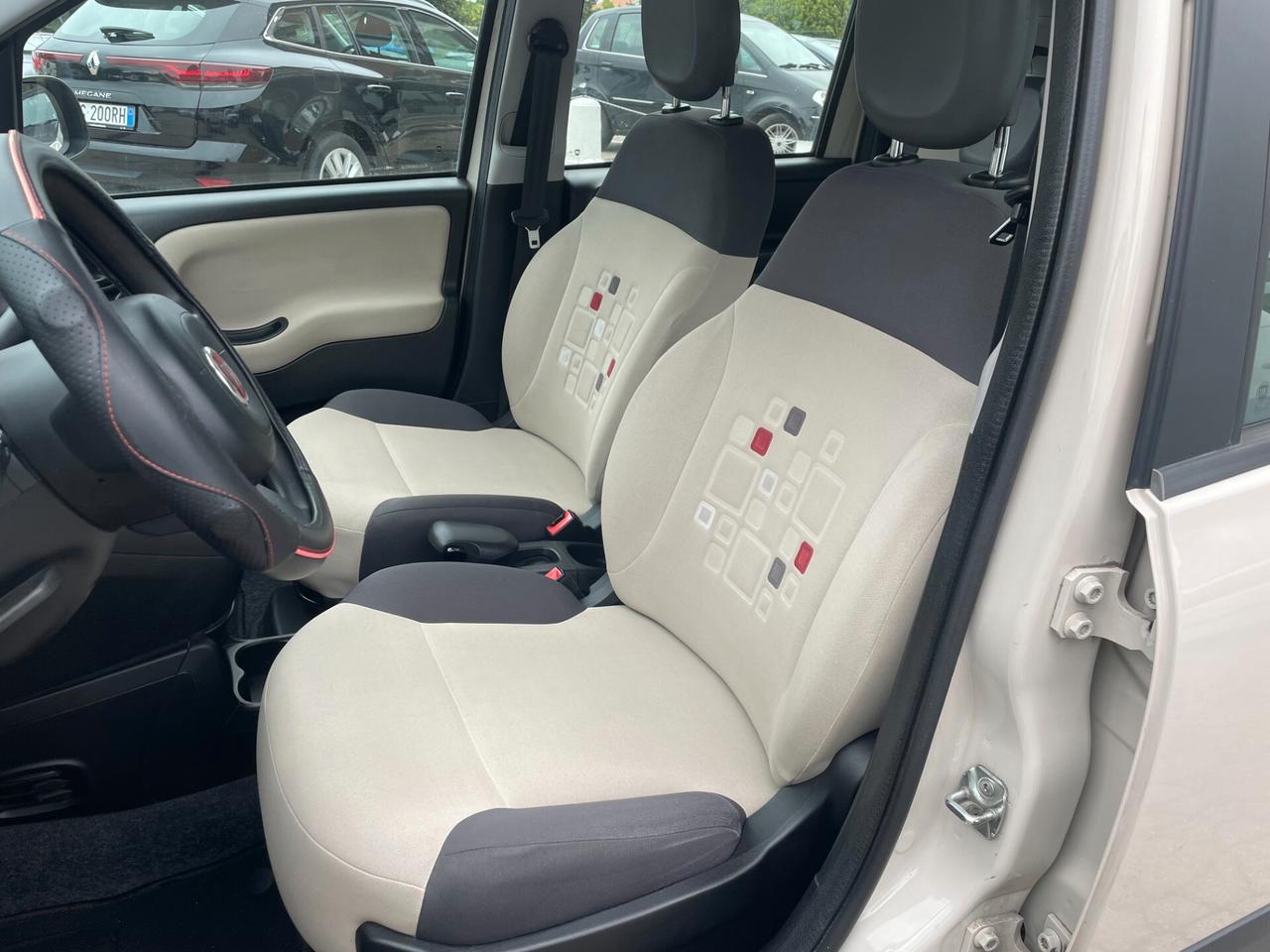 Fiat Panda 0.9 TwinAir Turbo Natural Power Lounge