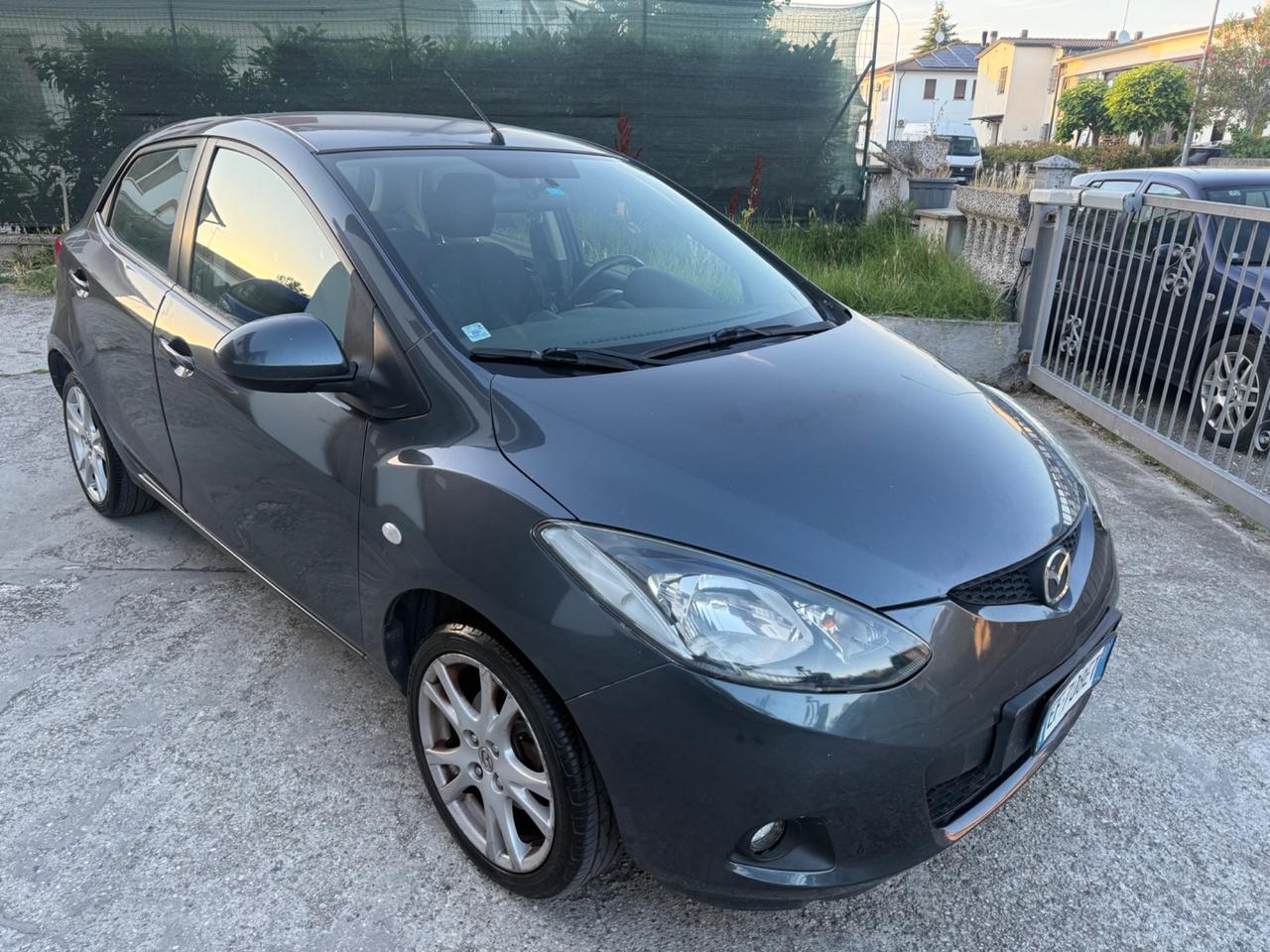 Mazda 2 1.3 BENZINA 5p. Sport Neopatentati 2011