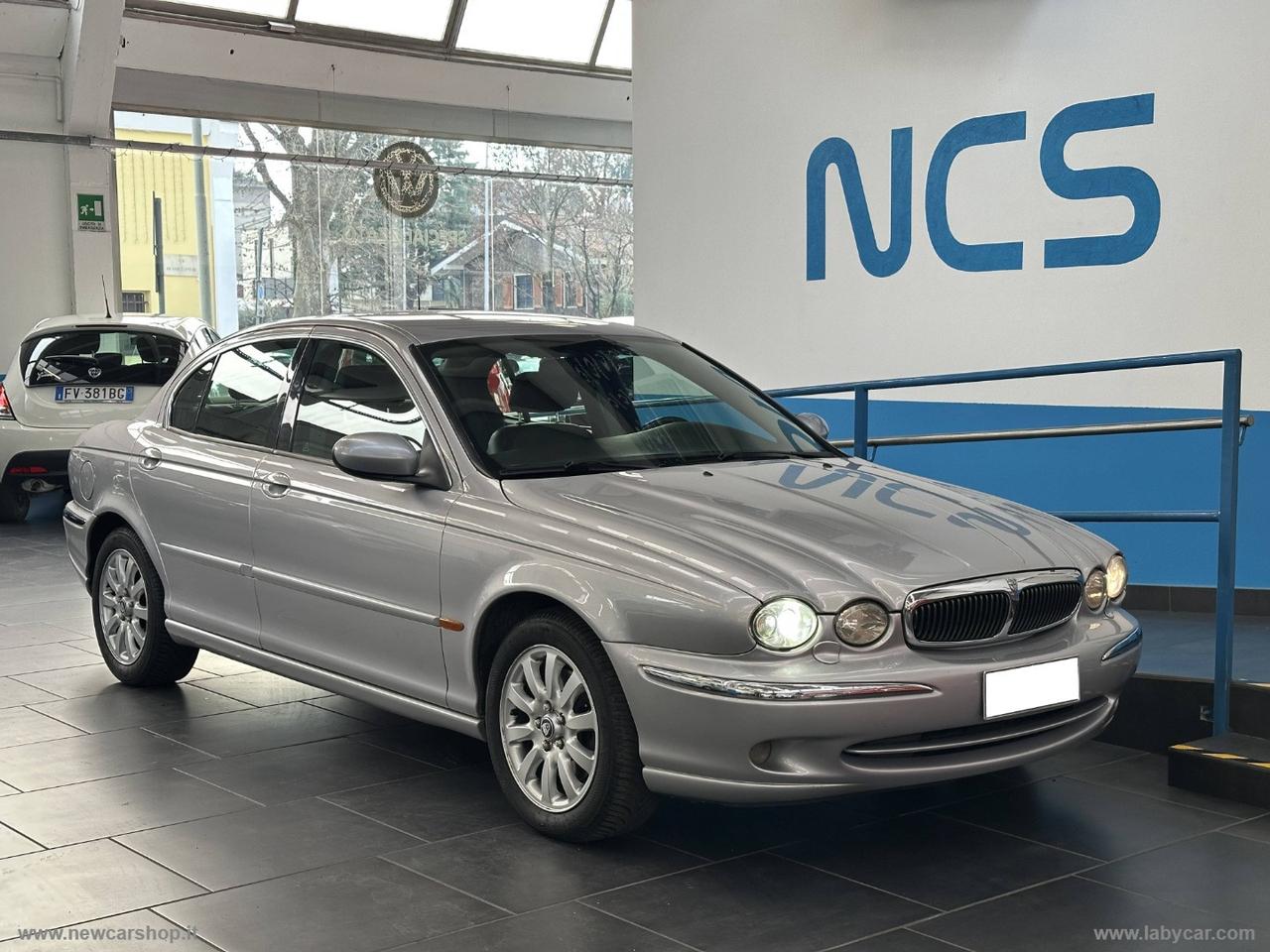 JAGUAR X-Type 2.5 V6 Executive