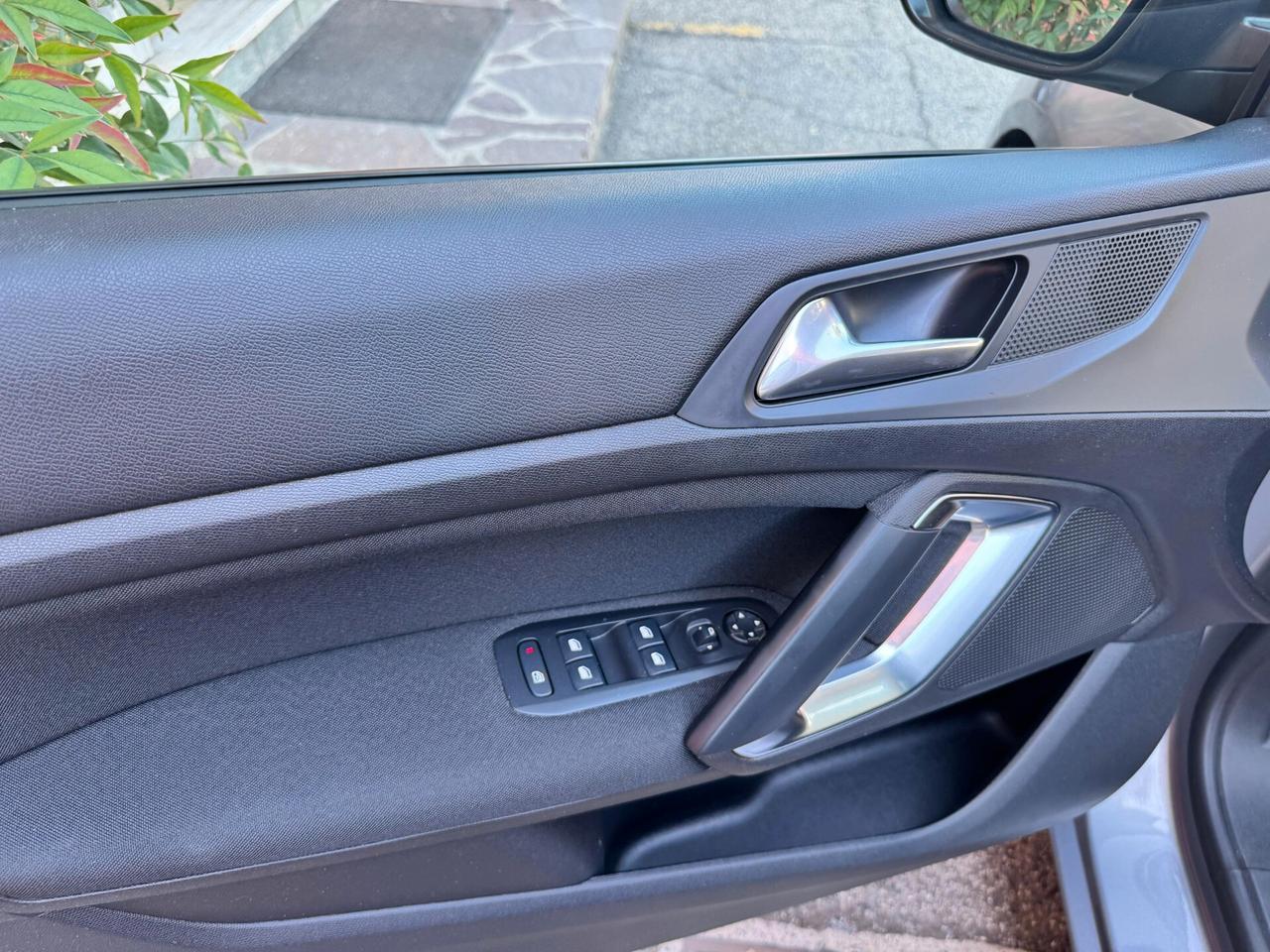 Peugeot 308 PureTech Turbo 110cv Allure