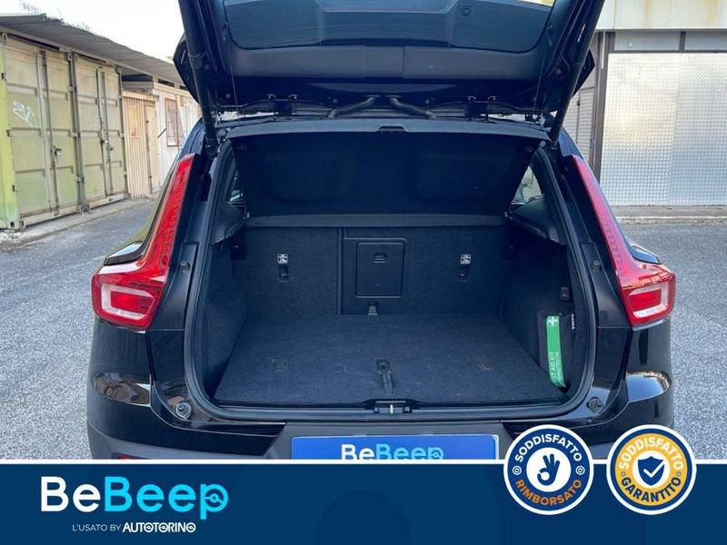 Volvo XC40 2.0 B3 CORE AUTO