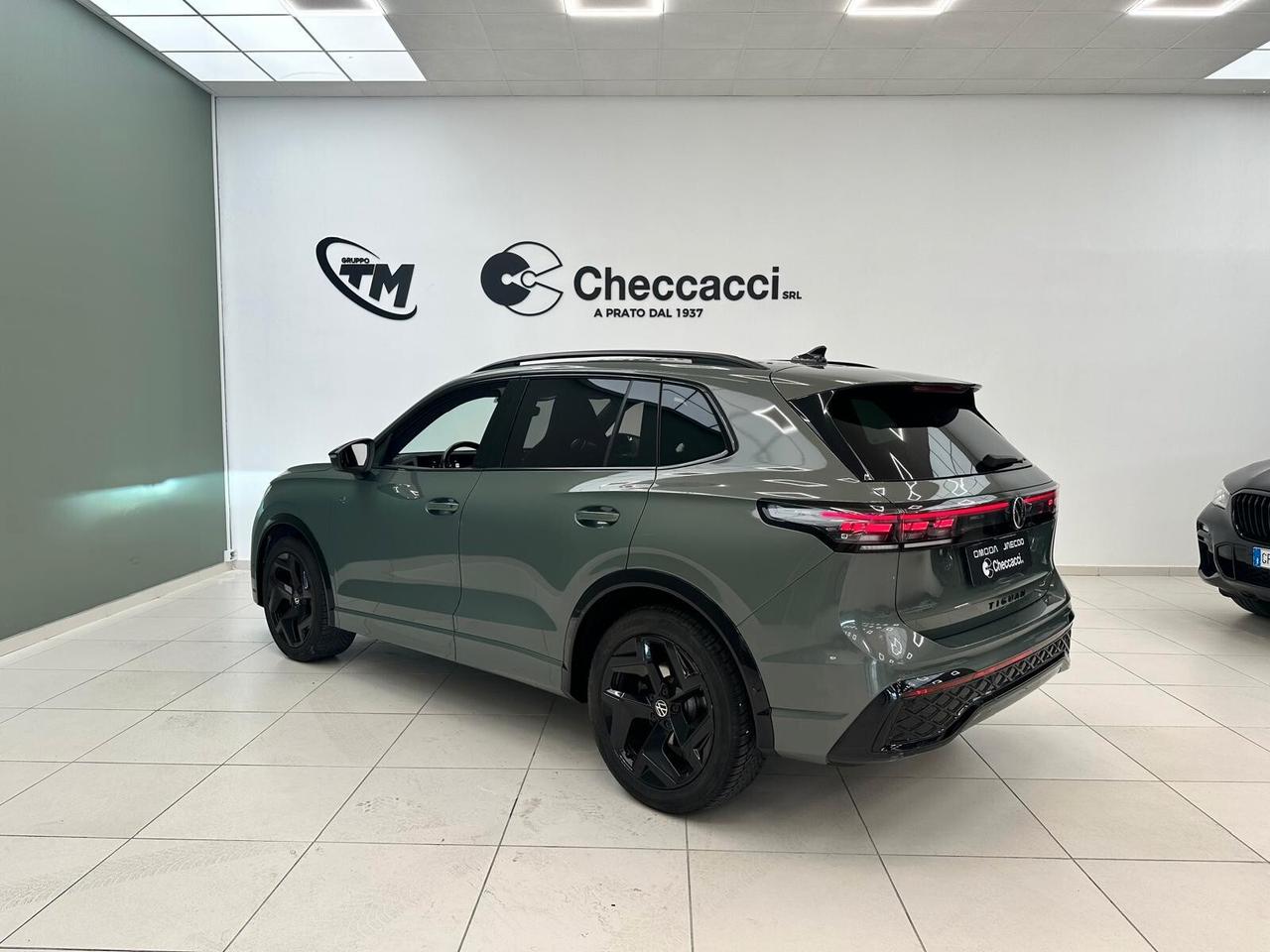 VOLKSWAGEN TIGUAN III 2024 1.5 etsi R-Line 150cv dsg IVA ESPOSTA