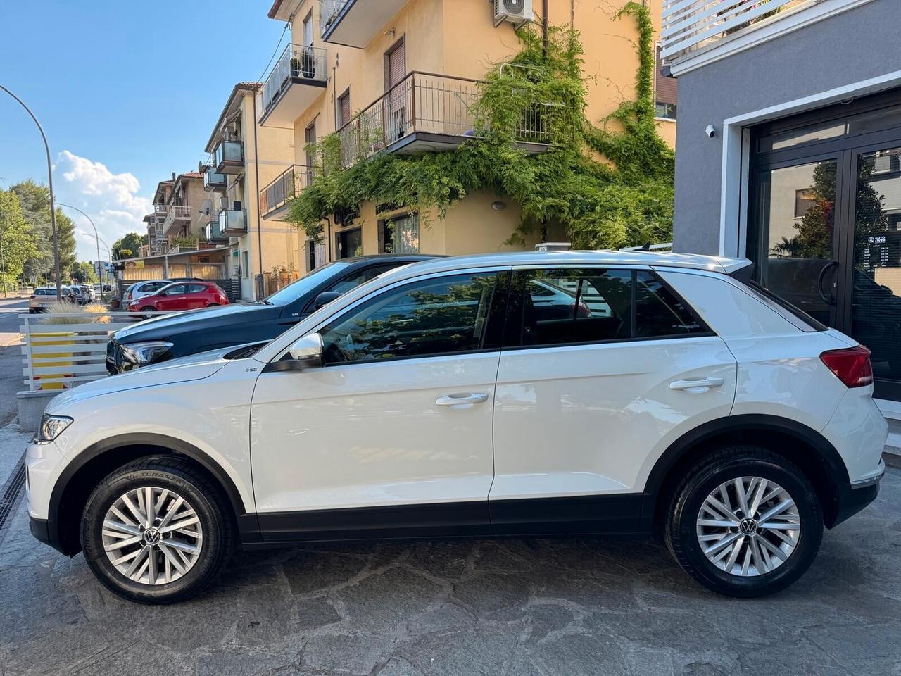 VW T-Roc 2.0 TDI SCR 150cv DSG BUSINESS BlueM Tech