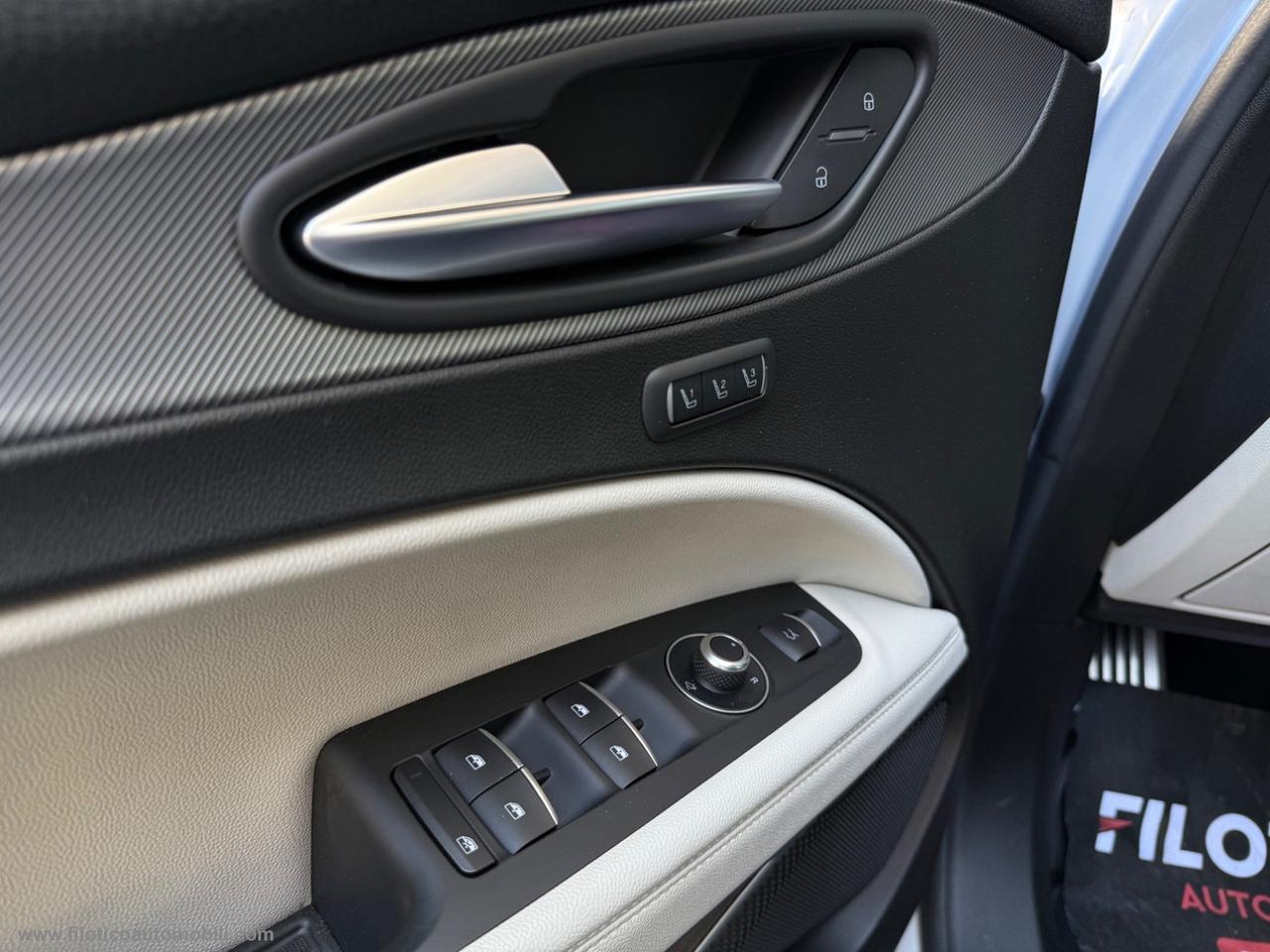 ALFA ROMEO Stelvio 2.2 T.diesel 190CV AT8 Q4 Sprint MY 2021 - GANCIO DI TRAINO ELETTRICO-PELLE