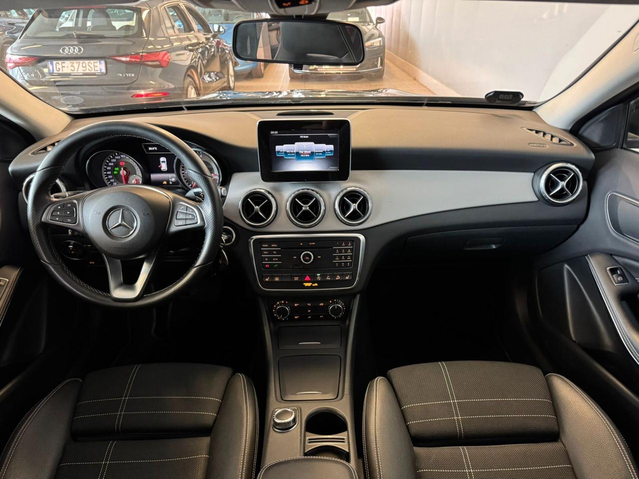 Mercedes-benz GLA 220 d Automatic 4Matic Urban