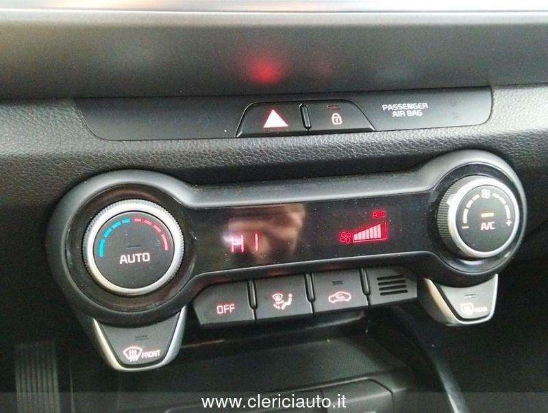 KIA Stonic 1.0 T-GDi 100 CV MHEV iMT Style