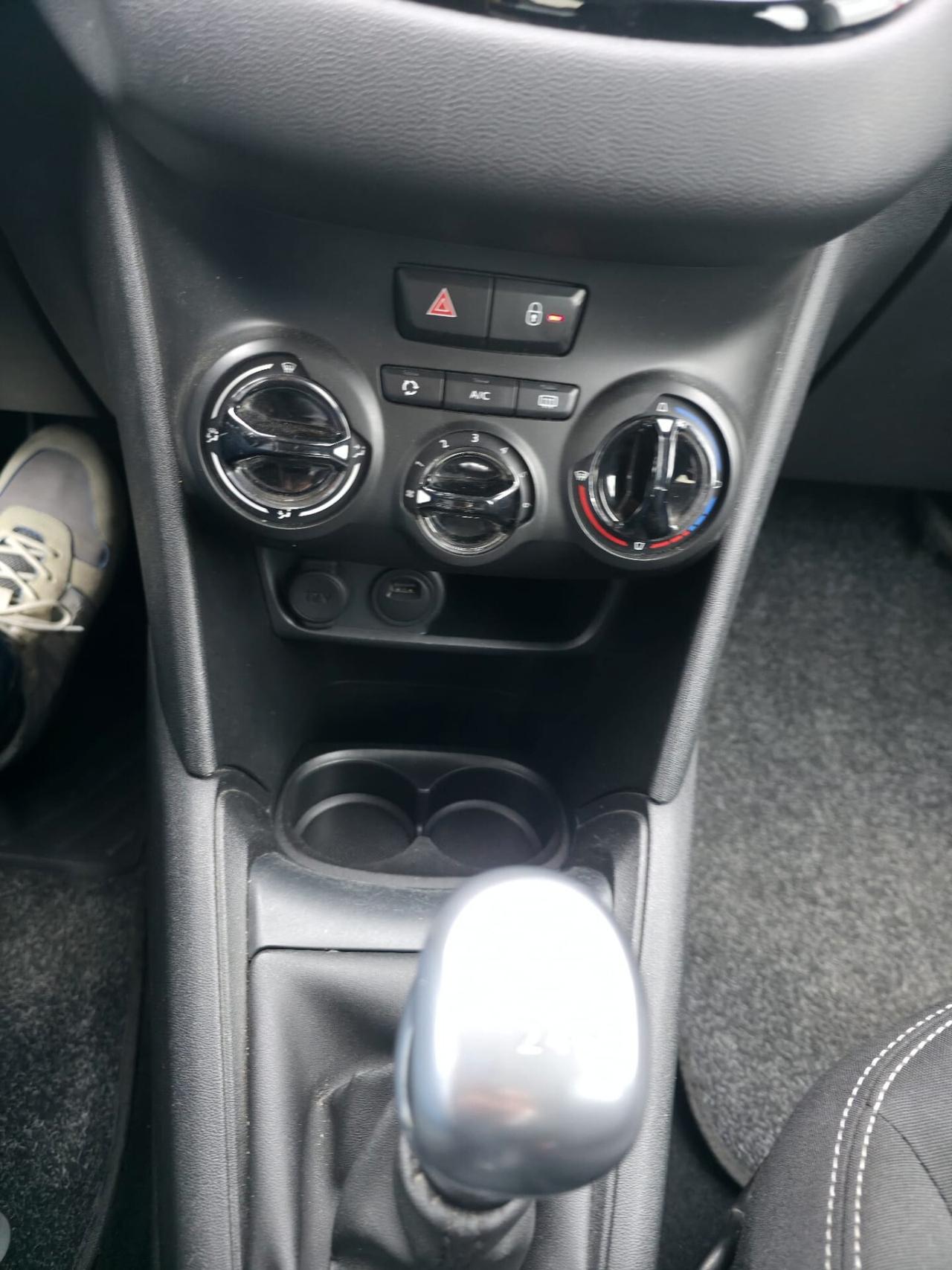 Peugeot 208 BlueHDi 100 S&S 5 porte Active