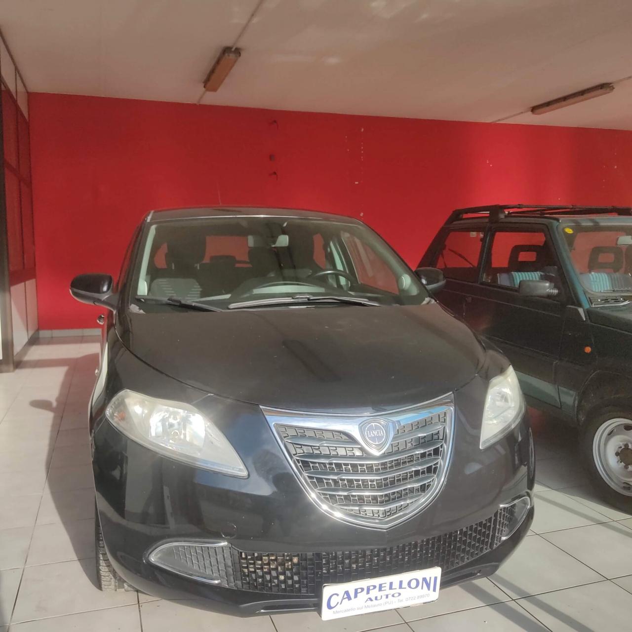 Lancia Ypsilon 1.3 MJT 16V 95 CV 5 porte S&S Silver