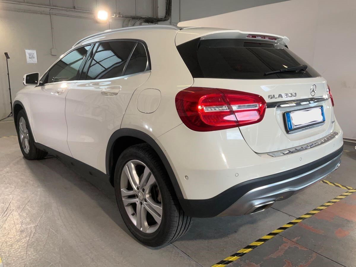 Mercedes-benz GLA 200 GLA 200 CDI Automatic 4Matic Sport