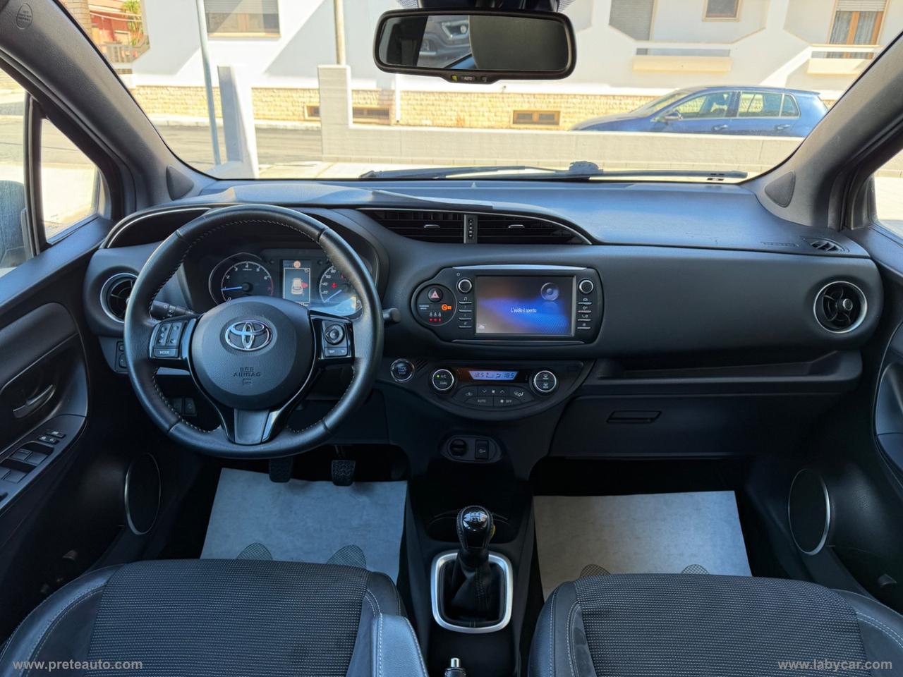 TOYOTA Yaris 1.0 5p. Cool