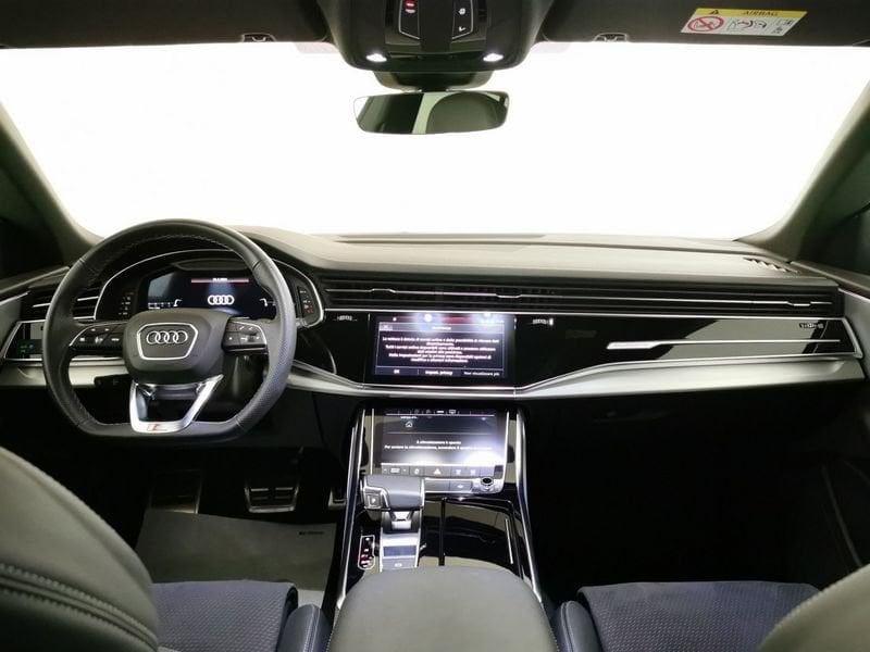 Audi Q8 55 3.0 tfsi mhev Sport quattro tiptronic