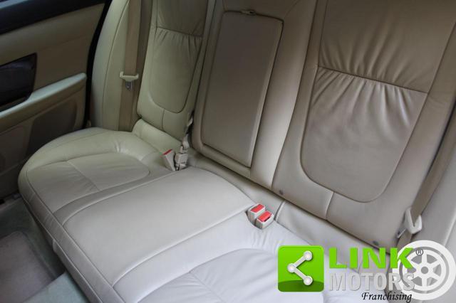 JAGUAR XF 2.7D V6 Premium Luxury
