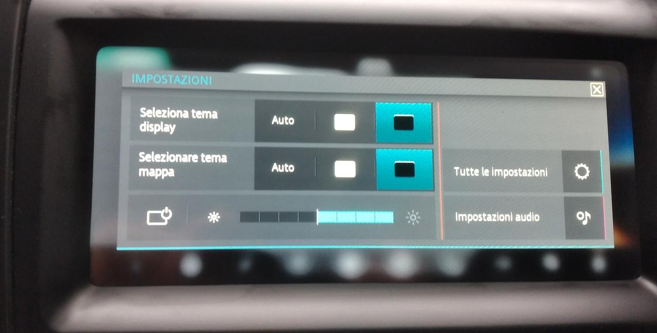 Jaguar E-Pace 2.0D 150 CV R-Dynamic