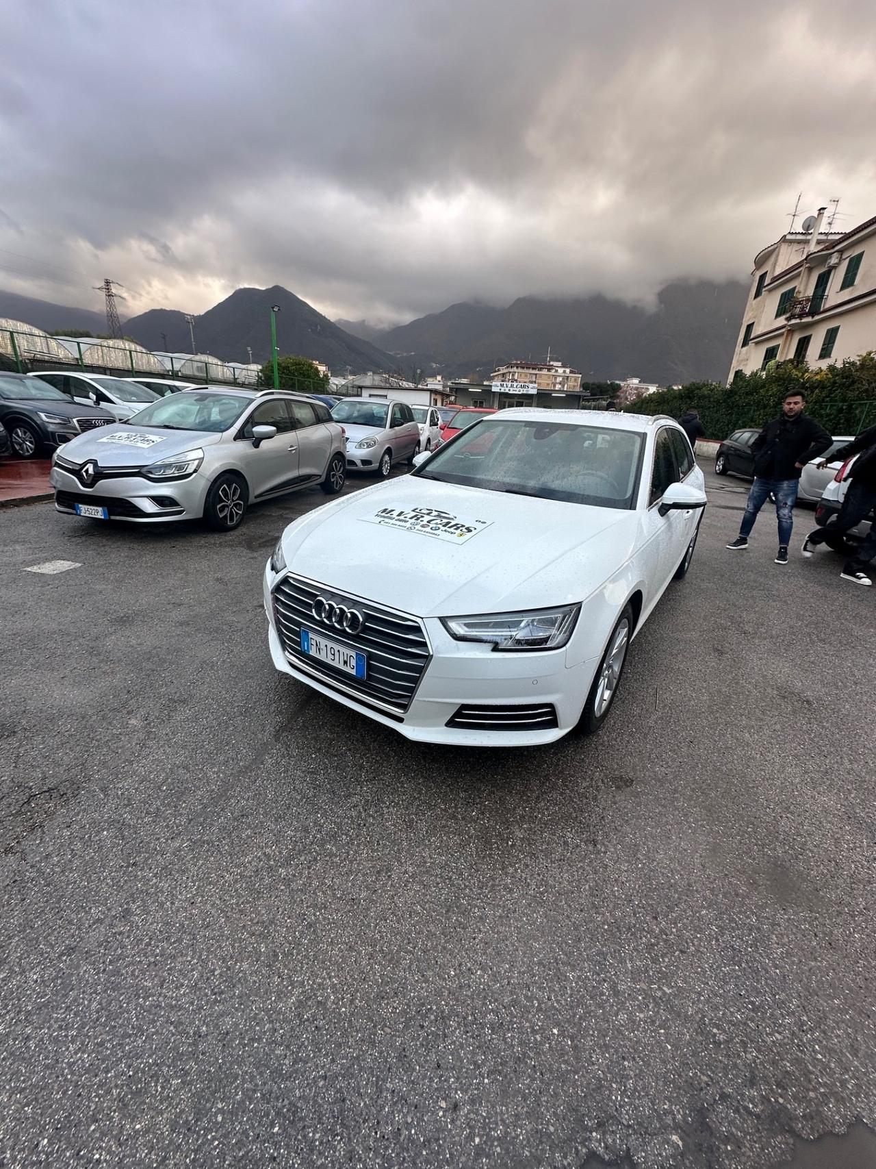 Audi A4 2.0 TDI 122 CV S tronic line edition