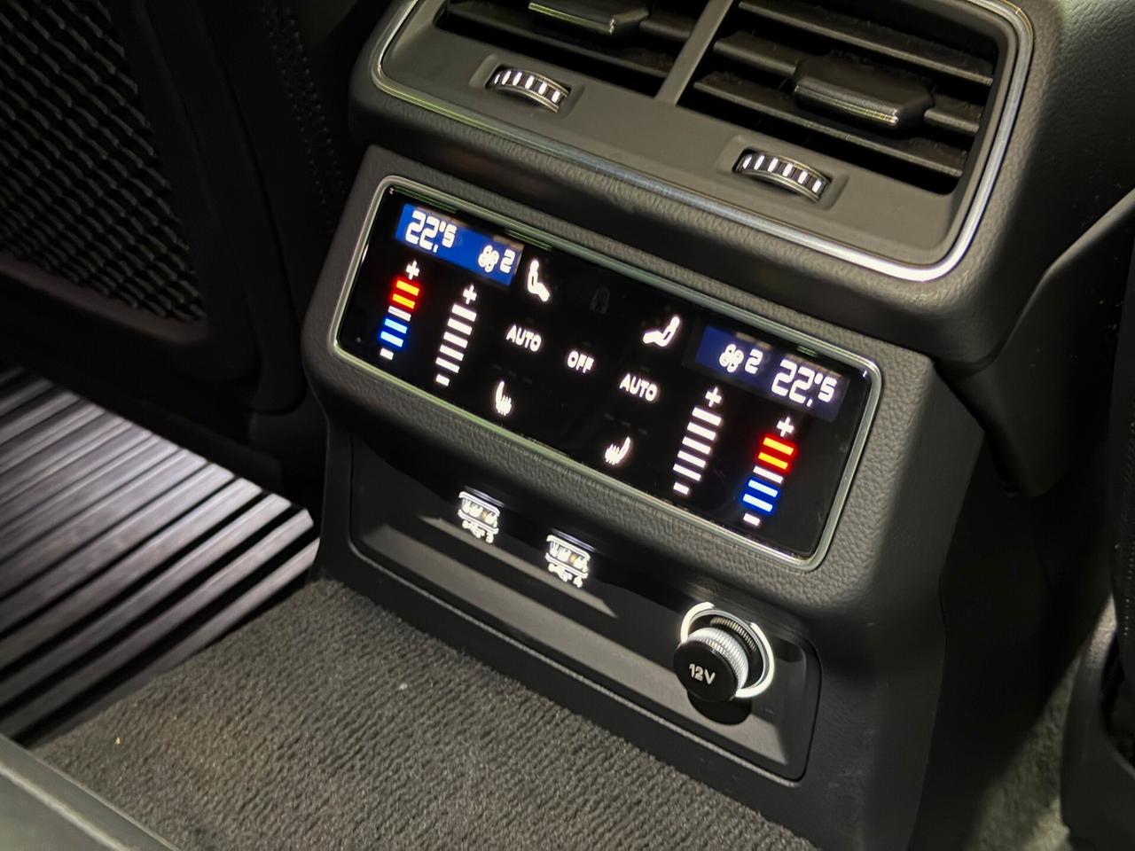 Audi A7 RS 7 SPB quattro tiptronic