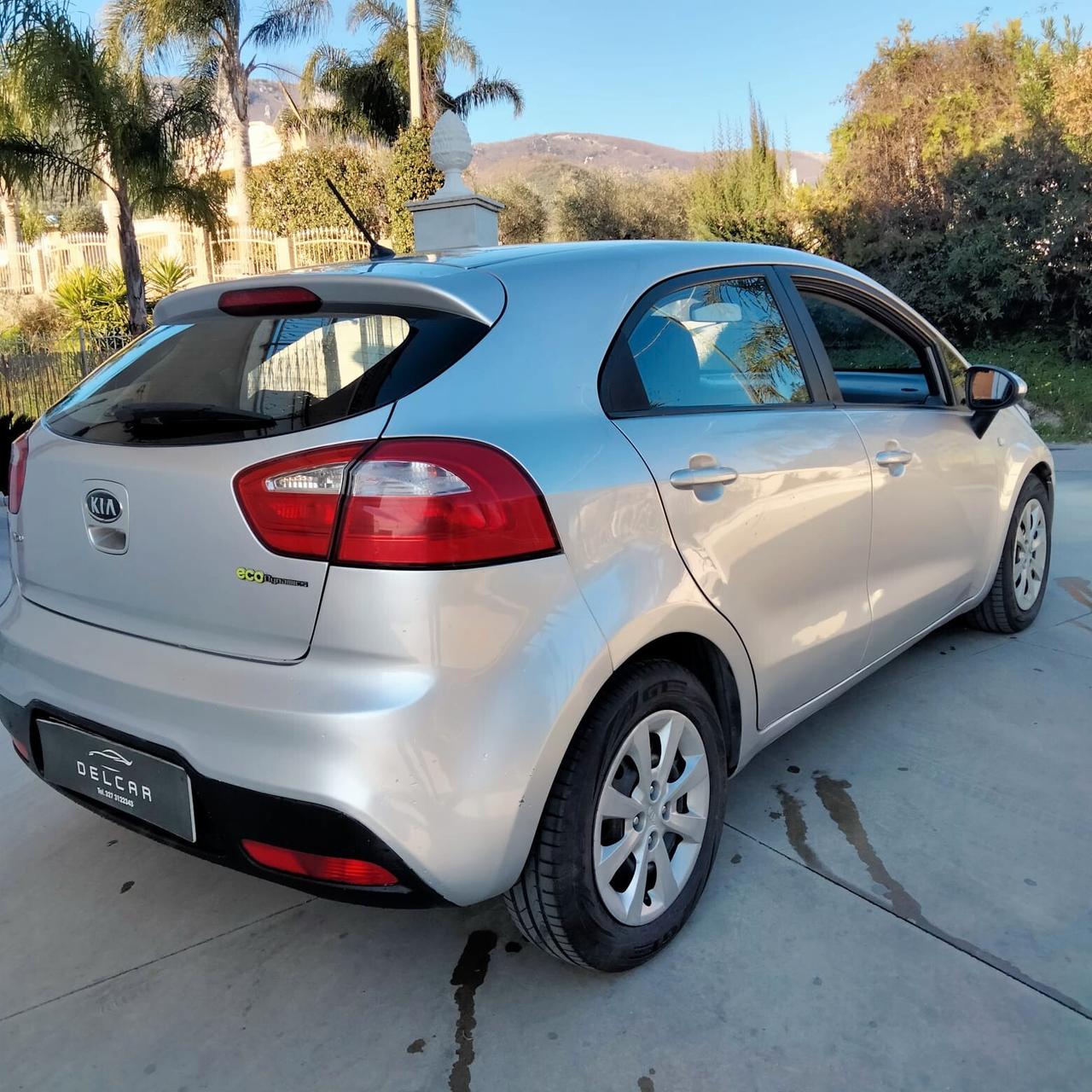 Kia Rio 1.1 CRDi WGT 5p. LX