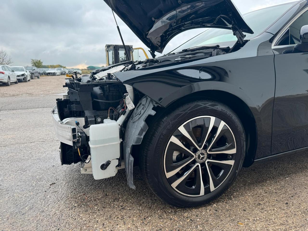 Mercedes-Benz A 180 d Business auto INCIDENTATA