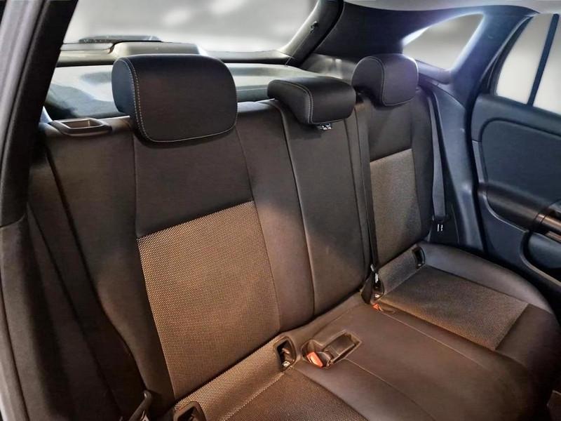 MERCEDES-BENZ GLA 200 d Automatic Business Extra