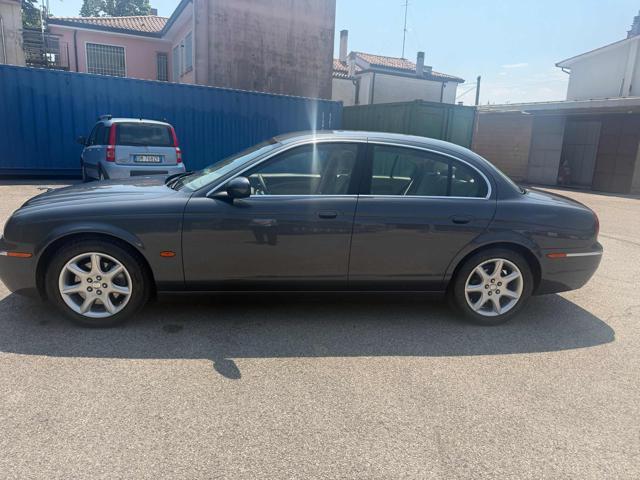 JAGUAR S-Type 2.7 diesel V6 Sport senza nessun lavoro da fare