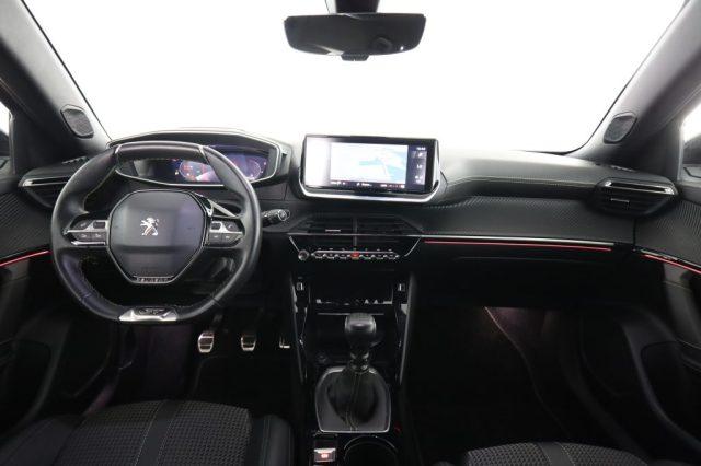 PEUGEOT 2008 2008 PureTech 130 S&S GT